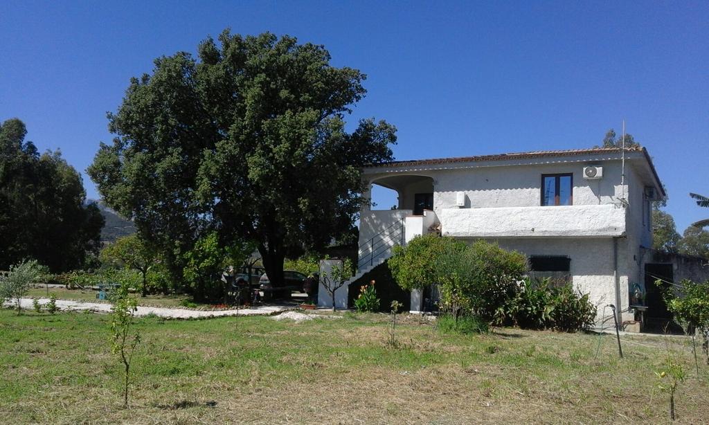 Santu Paulu Country House Posada  Bagian luar foto